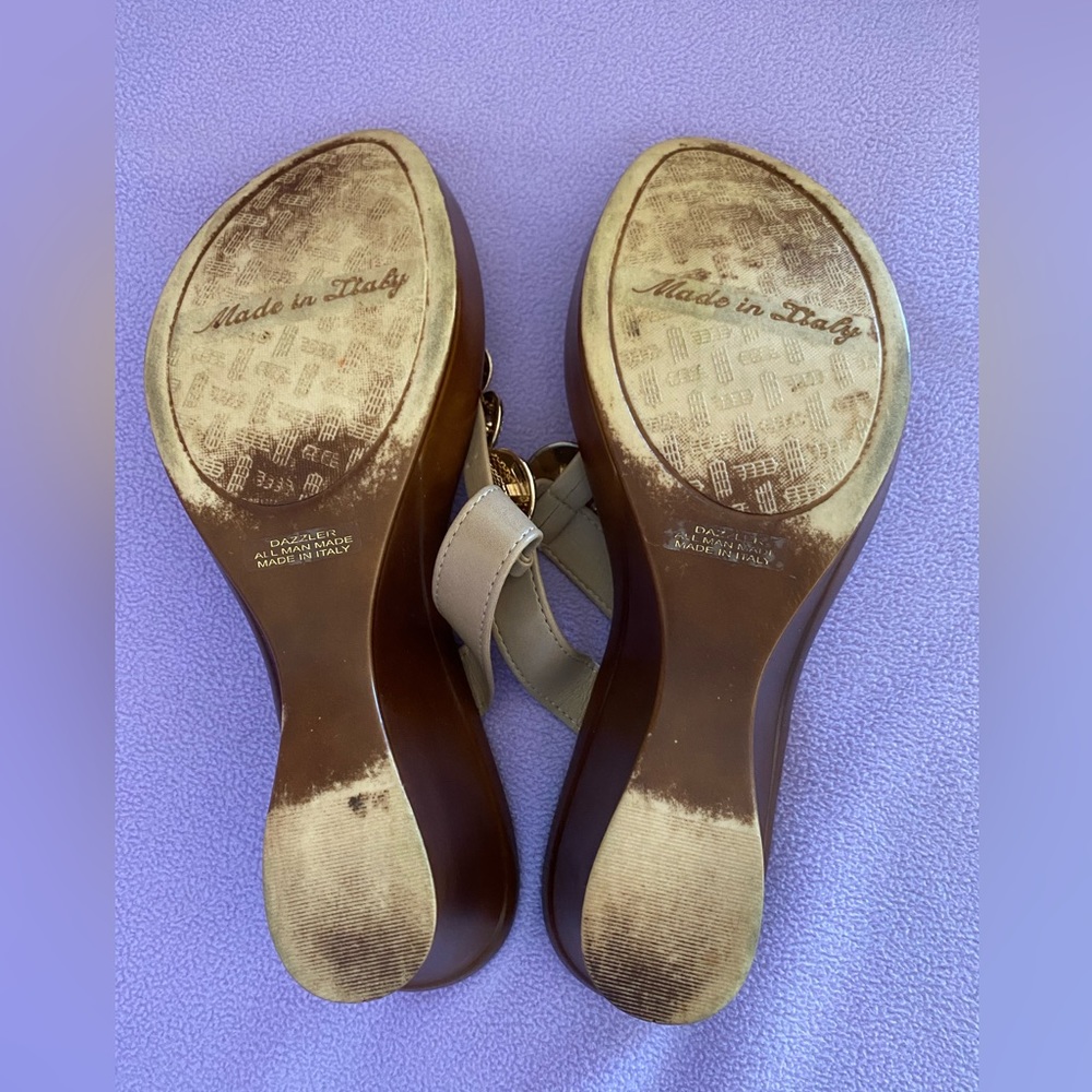 Toscanella Italian sandals with gem accents, tan, size 9 - Picture 10 of 13